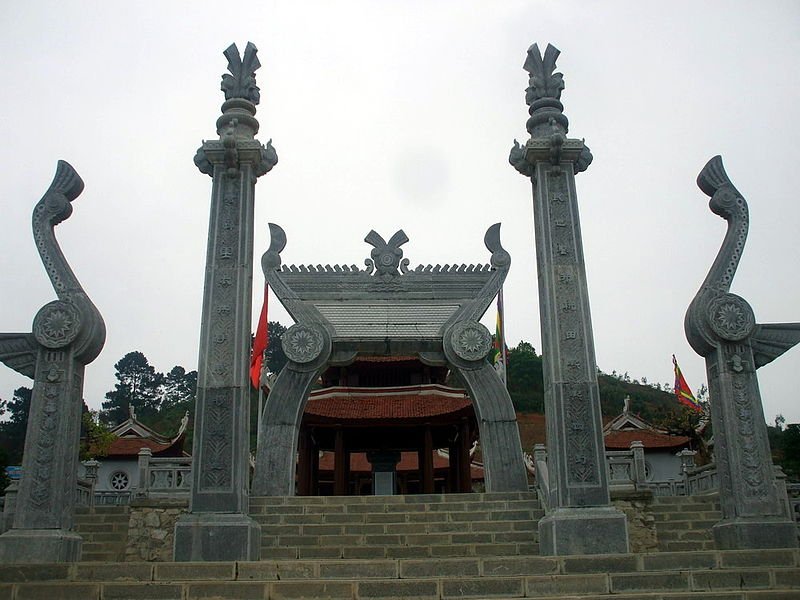 Đền thờ chính thờ Lạc Long Quân, tại Đồi Sim, nằm trong quần thể di tích lịch sử Đền Hùng (Phú Thọ). (Ảnh: Internet)