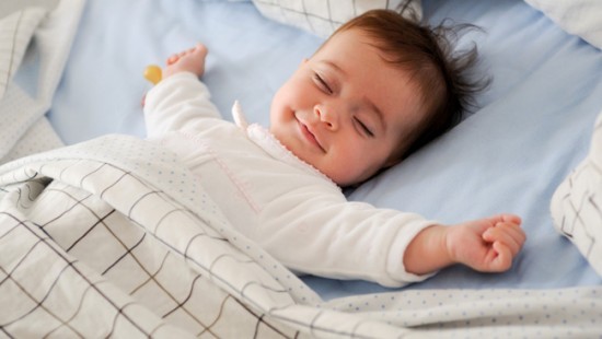 10 mẹo nhỏ giúp mẹ dỗ bé ngủ ngon mỗi ngày