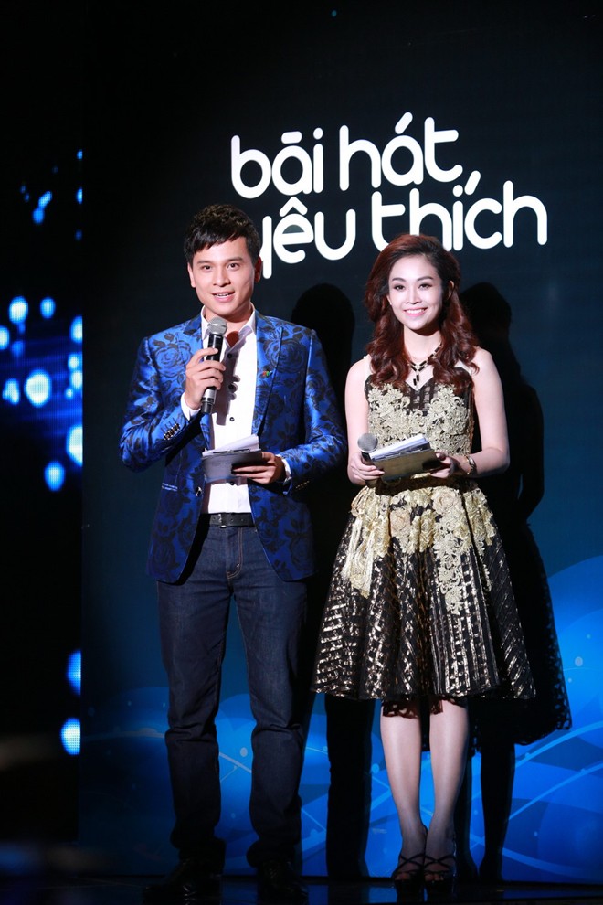 Danh Tùng - Thùy Linh là cặp đôi MC quen thuộc của chương trình "Bài hát yêu thích"